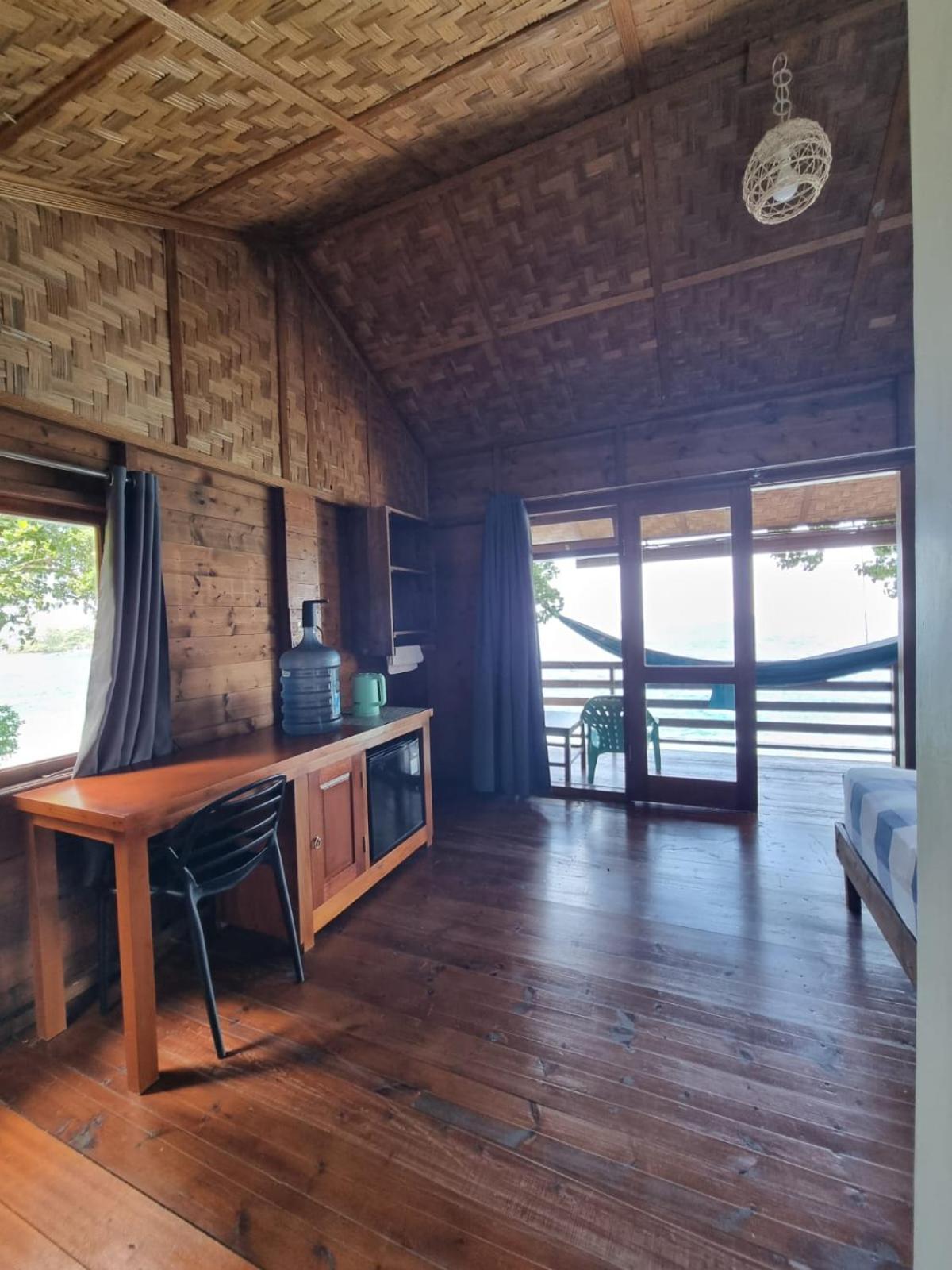 Treetop Guesthouse And Bungalows サバン エクステリア 写真